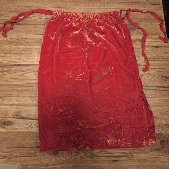 H&M Burnt Orange Pull On Velvet Midi Skirt Womens Size 8 - Picture 1 of 2